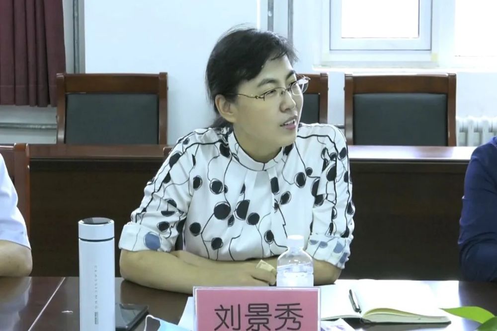 调研,就建设冀州中学青少年科普馆进行实地考察,衡水团市委书记刘景秀