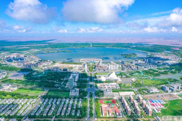 南汇新城:"海湖韵"展现滨海城市活力|聚焦上海"五个新城"建设