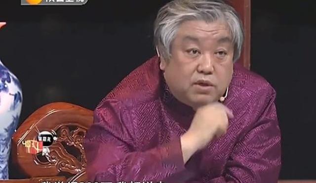 鉴宝现场专家被店主质疑,报价相差很大,专家:我觉得200万都低