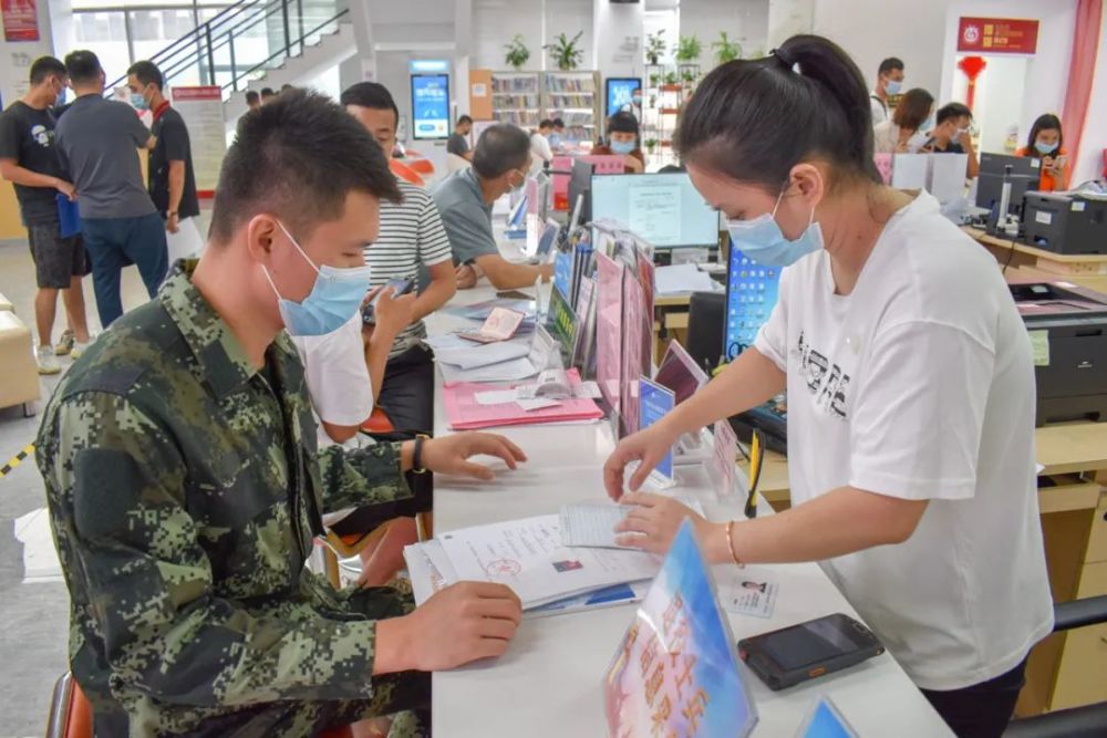 为扎实推进"我为群众办实事"实践活动,区退役军人事务局,区政务服务