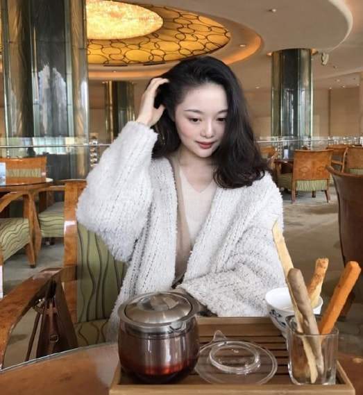 心机名媛晚晚从野心网红成京圈贵妇手腕堪比邓文迪