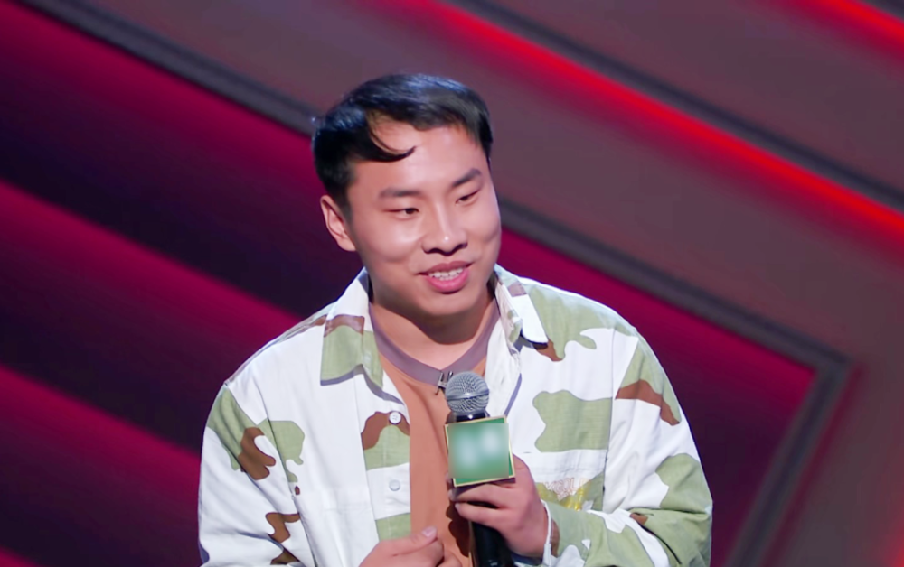 "资深的脱口秀演员啊水在看完《脱口秀大会》徐志胜的表演后,感慨地说