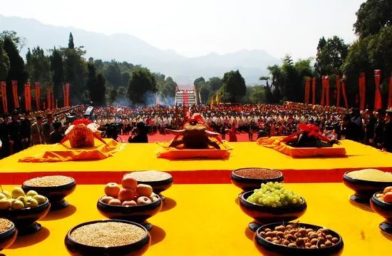 "炎帝陵祭典"官方祭祀