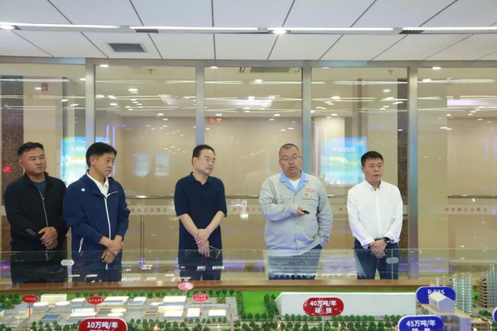 晋能控股装备制造集团副总经理张晋峤到