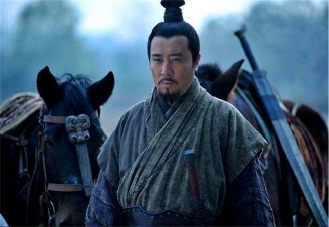 《三国演义》中,赵云在拦江夺阿斗时陷入险境,根源在于他的性格