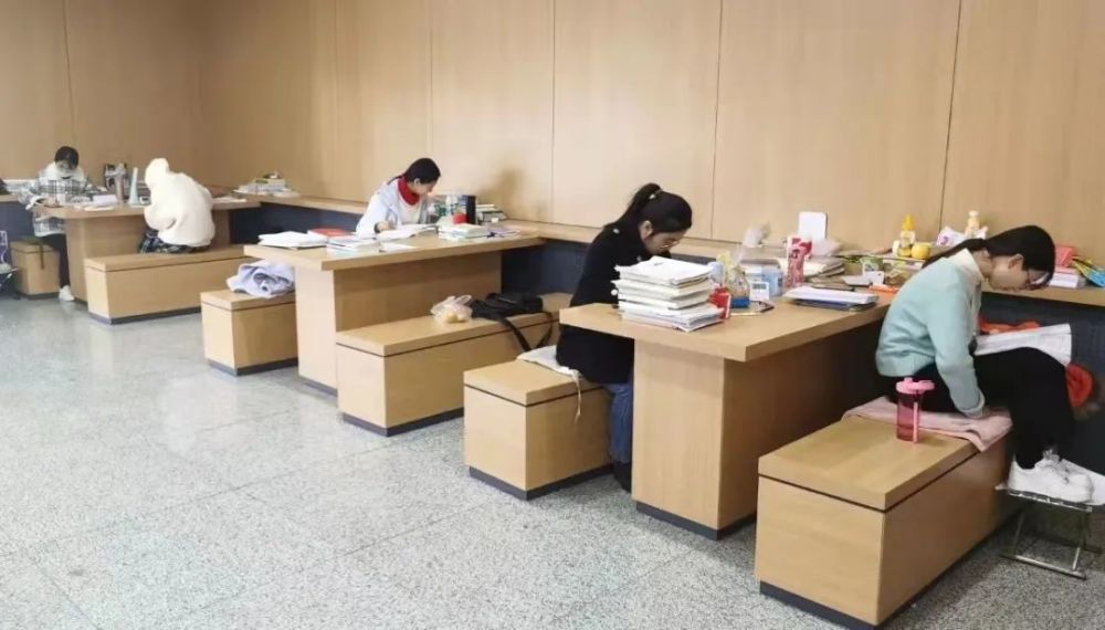 天高任鸟飞 海阔凭鱼跃部分图文来源:往期推送 内蒙古大学图书馆制图