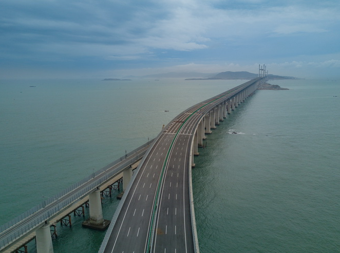 中国首座跨海大桥平潭海峡公铁大桥试通车了意义重大