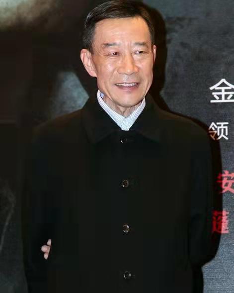 67岁李雪健为儿子电影助力父子情深令人感动 曾因患癌