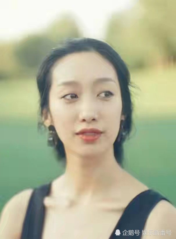 倪妮,海清,杜鹃,梅婷,窦靖童等女艺人在她的镜头下,可以呈现出自己