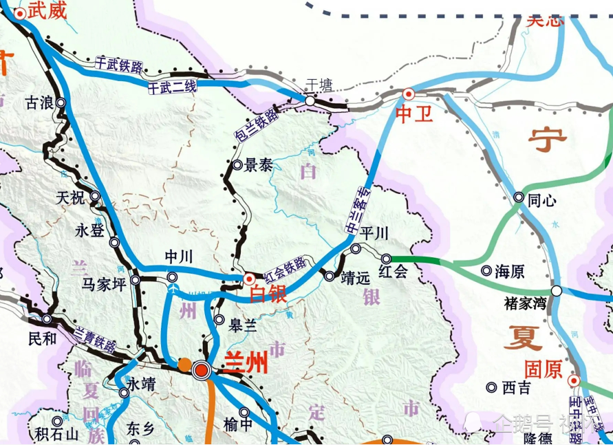 中兰客专:线路北起宁夏中卫,南至甘肃兰州,目前已正式进入接触网上部