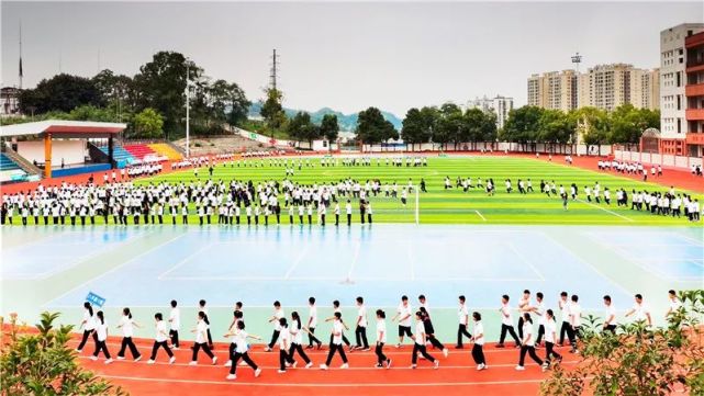 玉屏第一中学姚林屏摄