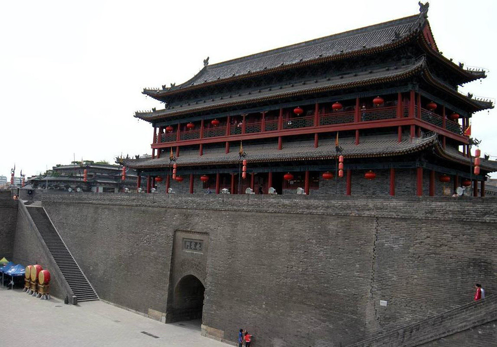 中国现存规模最大保存最完整的古代城垣西安城墙