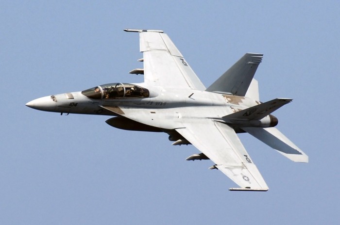 新的发动机设计可减少战斗机噪音:美海军将在f-18超级大黄蜂