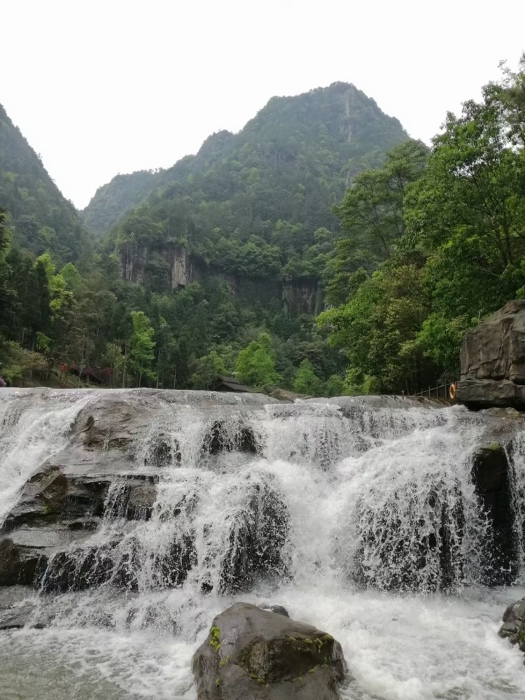 5a景区百丈漈风景