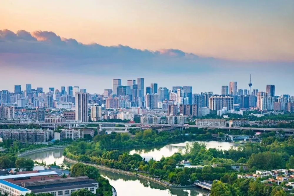 东莞市区人口_东莞成为全国特大城市丨莞 一周荐读