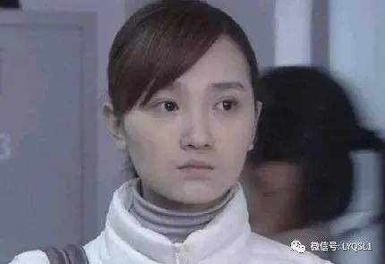 陈小纭整容前后对比堪称换头,动刀10次太狠了