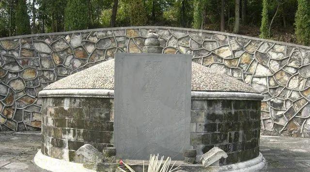 几千年来去世了那么多人,都用"土葬",为何看到的坟墓却并不多