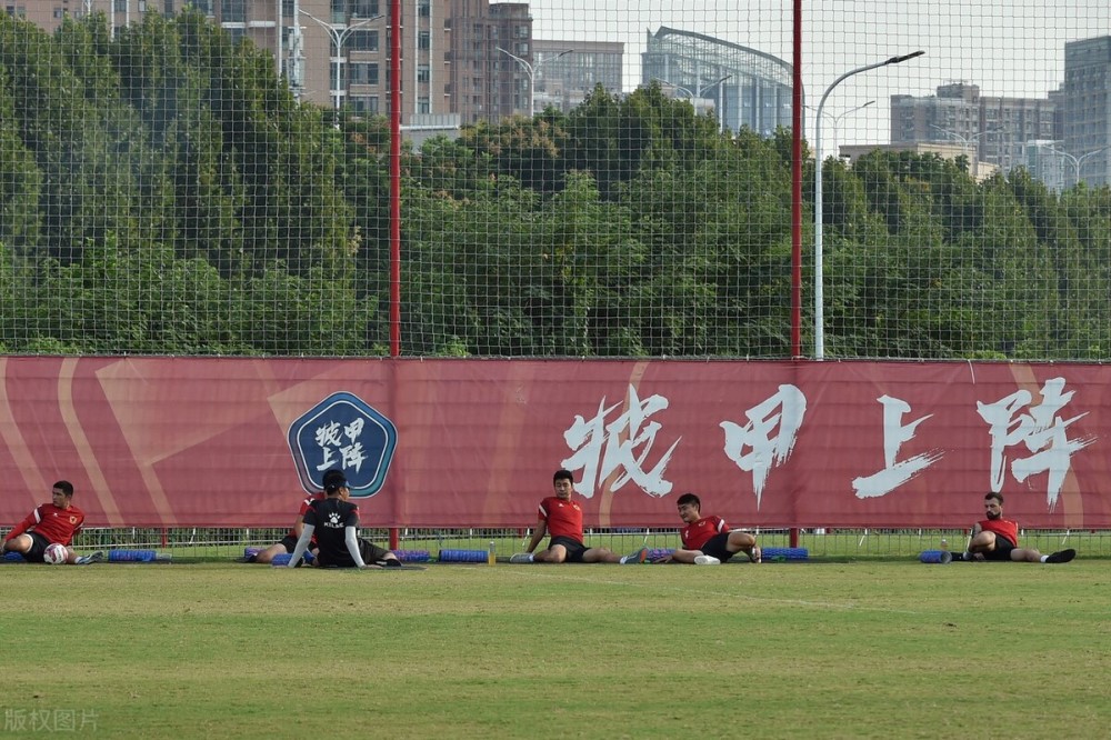 中甲大决战前夜,成都赛程凶险,武汉提防南通,梅州,浙江忌翻车