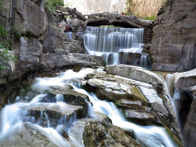 平顺县被评为"中国夏季休闲百佳县市",风景优美,湖光山色