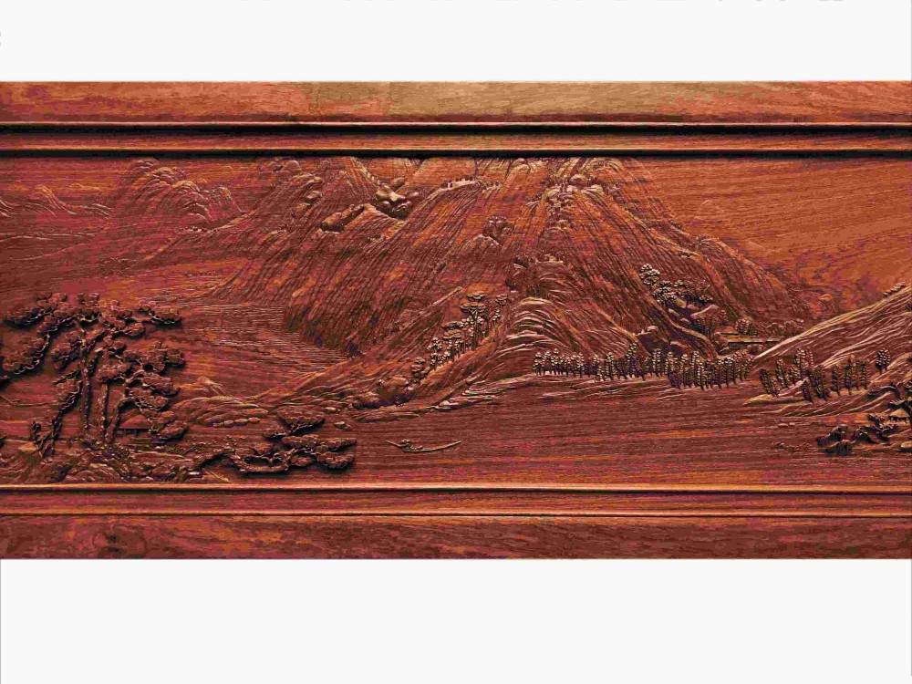 东方红木雕刻作品《富春山居图》局部 在对传统家具文化的不断传承和