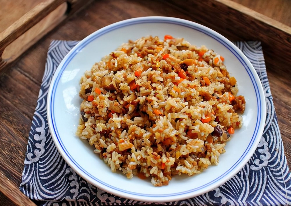 米饭的n种做法—第270课:肉末炒饭