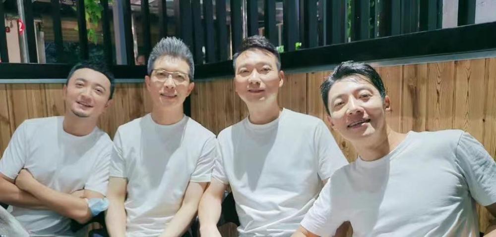 央视中秋节目单出炉,央视f4表演歌曲不主持,莫文蔚表演引关注
