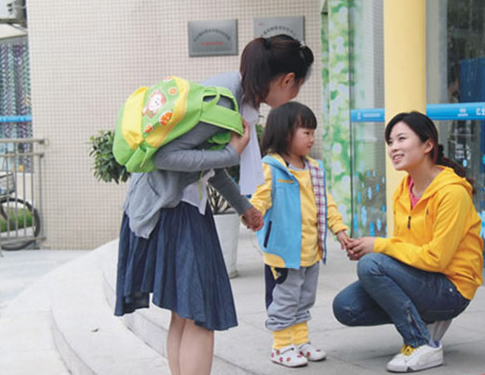 幼儿园老师有多累!这几张图完美诠释,网友:绝望的气息扑面而来