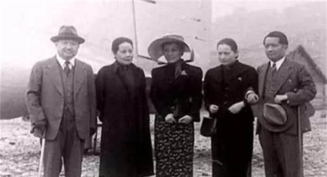 孔祥熙的主心骨宋霭龄:婚前袒露只对钱感兴趣,敛财万贯无从查清