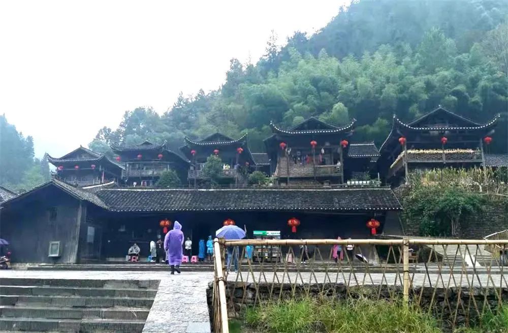 许武才行走宣恩之三:与彭家寨的第一次亲密接触