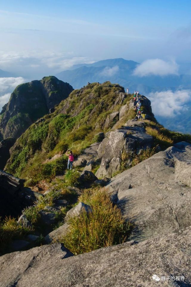 【游行天下】重游军峰山