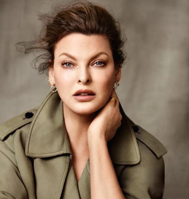 超模linda evangelista 发文哭诉,她因整容失败后悔一生