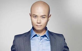 乐嘉:从金牌主持人到街头卖艺,如今出家为僧,他错在了