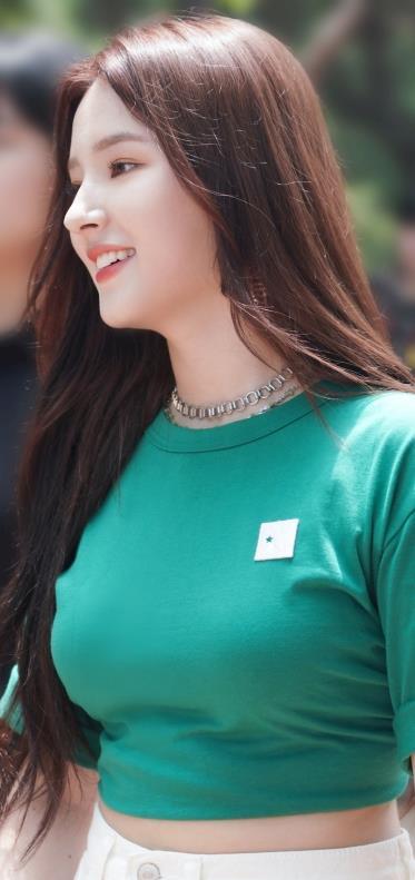 韩国女星之微胖女神李承利