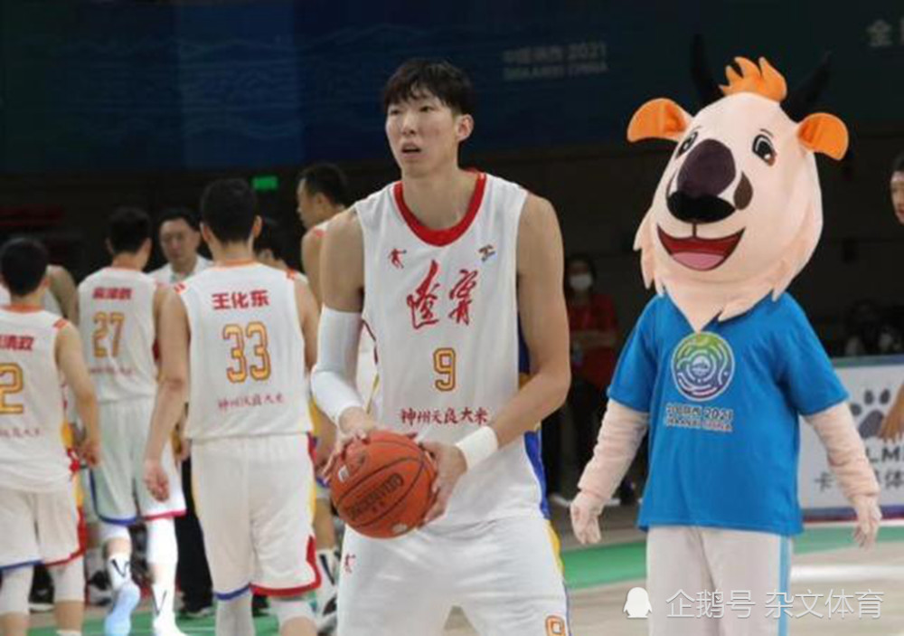 周琦没有选错!两个因素预示其更适合nbl,尚未出场却得到礼遇