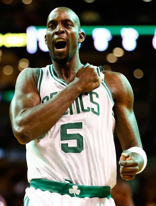 加内特总薪资超3.3亿?23年前他索要6年1.2亿美元合同让nba停摆!