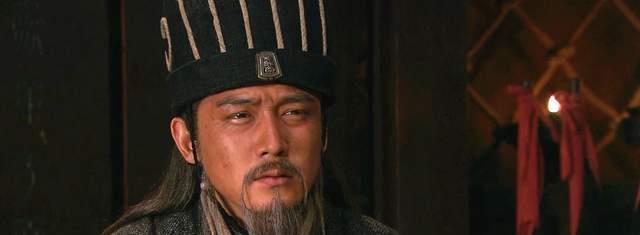 三国十大谋士排名:郭嘉第三,诸葛亮第五,第一让郭嘉也