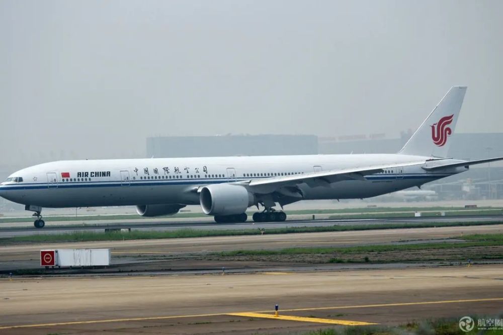 资料图据了解,该航班由中国国际航空一架波音777-300er(注册号为b
