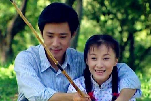 情深深雨蒙蒙:依萍到底如何确定尔杰身份的?4个细节已