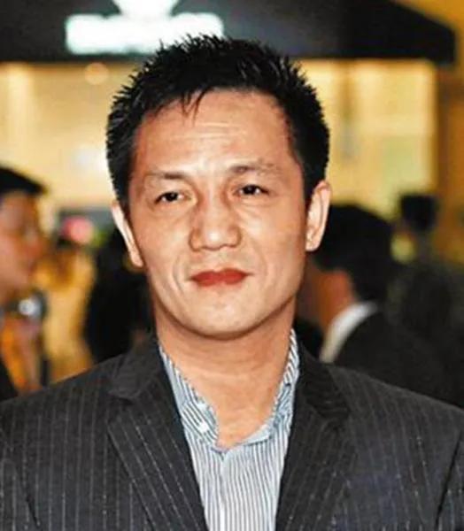 上海前首富周正毅