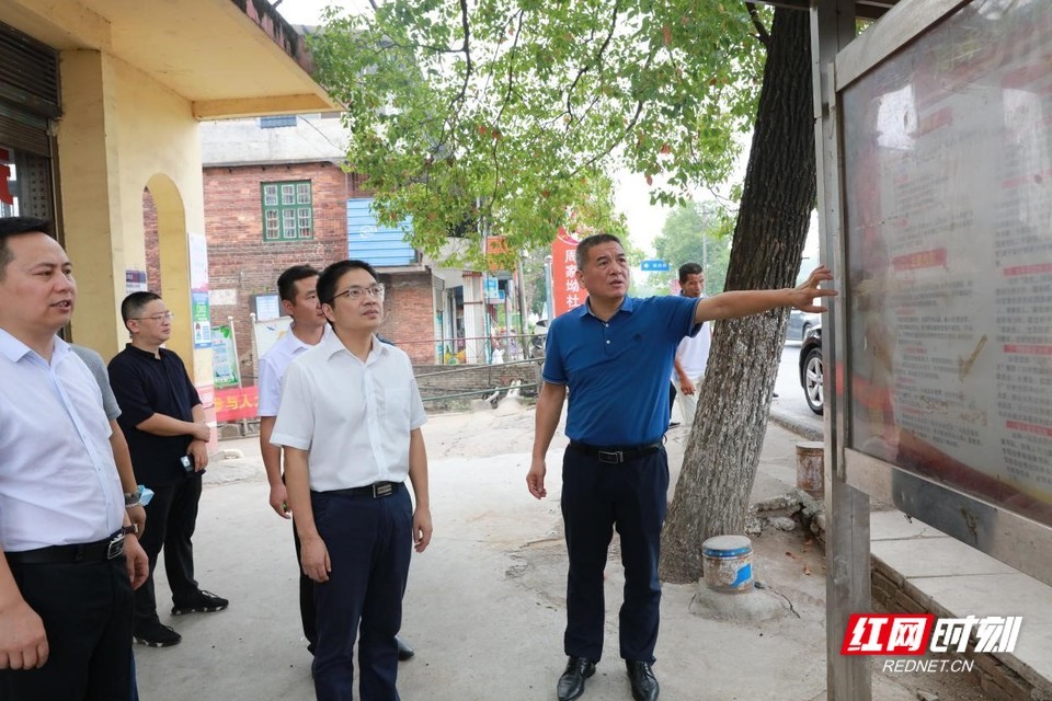 珠晖区委副书记,代理区长张伟到乡镇(街道)督查文明创建工作.