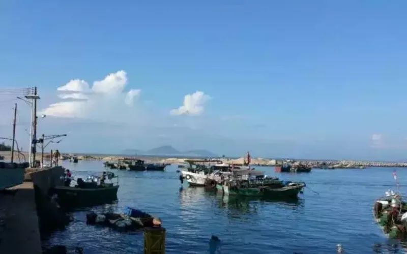 乐东 莺歌海渔港码头