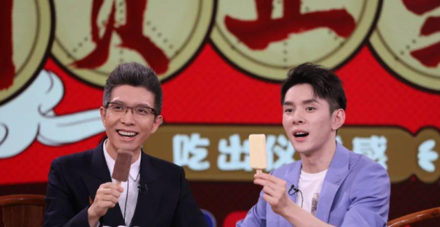 这些央视男主持,个个都才华横溢,年纪最大的50岁,最小的32岁