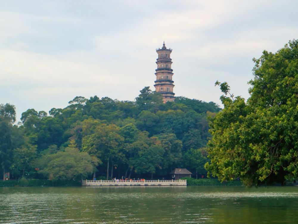 广东一处湖泊风景名胜区,是惠州十大名胜之一