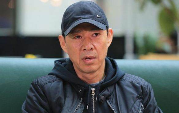 与吕丽萍离婚,拒绝参加亲儿子婚礼的张丰毅,64岁又曝