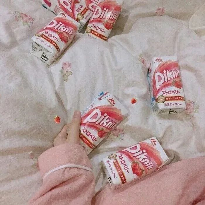 背景图粉色调甜酷风背景图