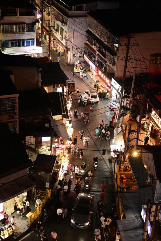 长沙著名的冬瓜山夜宵街