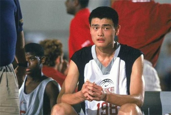 是什么原因让姚明从未拿过亚运会冠军?