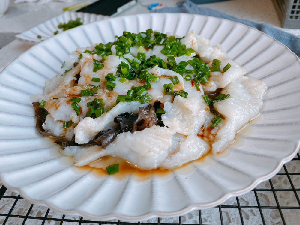 吃腻了清蒸鱼试试这个做法肉质细嫩没有腥味比酸菜鱼还好吃