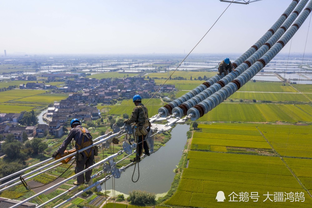 江苏无锡:白鹤滩—江苏±800千伏特高压直流输电工程稳步推进