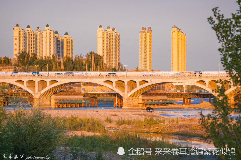 自驾新疆,伊宁市区小众好去处:伊犁河风景旅游区偶遇浪漫日落